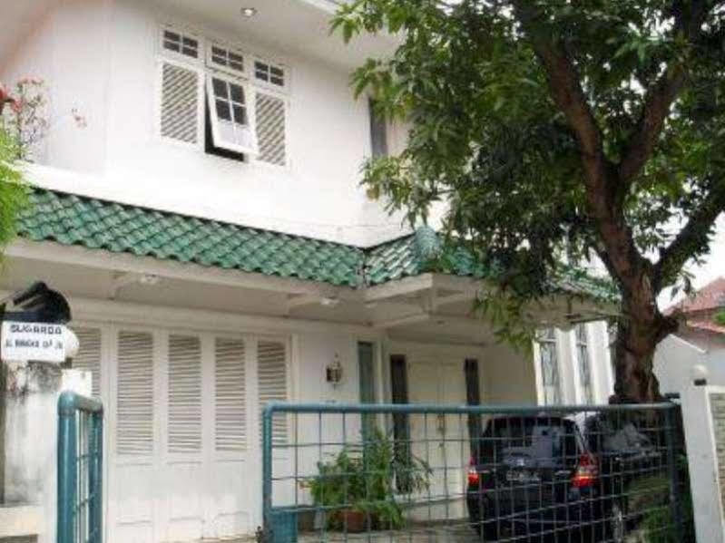 Bangka Bed And Breakfast ジャカルタ エクステリア 写真